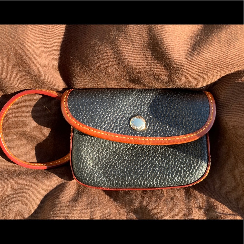 AUTHENTIC, VINTAGE DOONEY & BOURKE SMALL WRISTLET - Picture 1 of 8